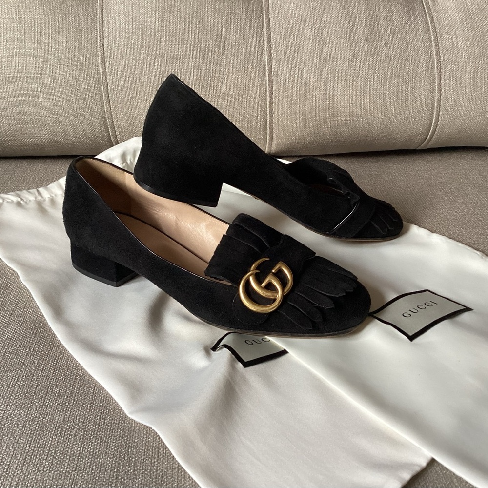 Authentic Gucci Marmont Black Suede Fringed Flats, Size 37